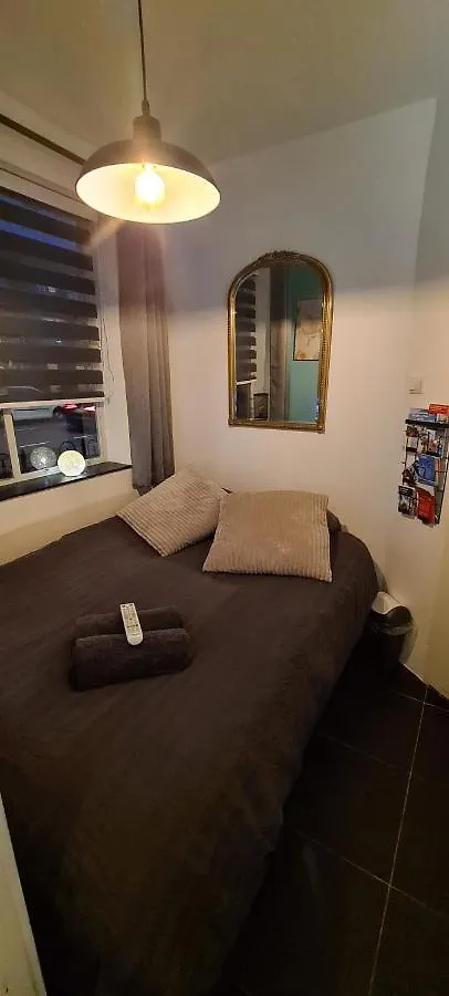 Mi Bnb Amsterdam Bed & Breakfast